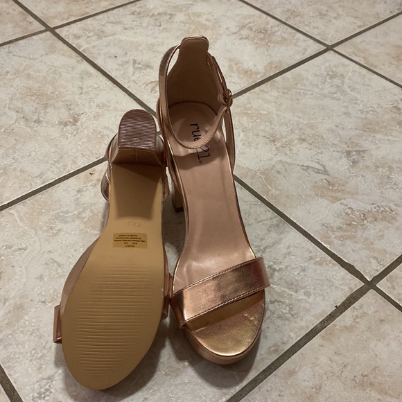 New never use - Picture 2 of 3